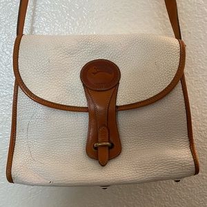 Vintage Dooney & Bourke white leather crossbody bag